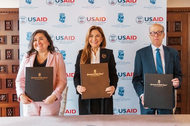 USAID y el Ayuntamiento del Distrito Nacional firman memorando para la eficiencia energética.