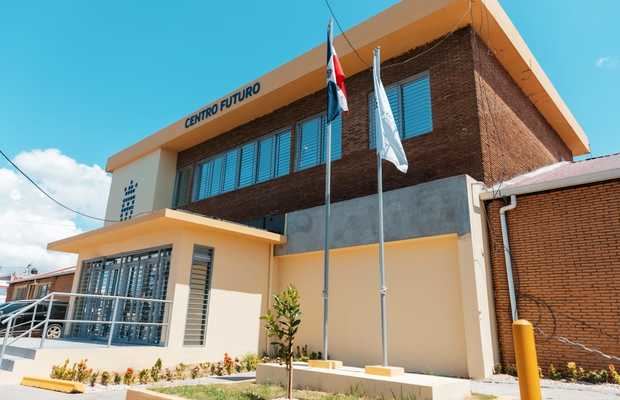 Alcaldía del DN abre inscripciones de formación técnico profesional en Centro Futuro.
