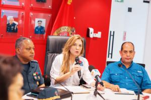 Alcaldesa Carolina Mejía instruye acciones operativas ante el paso del huracán Beryl