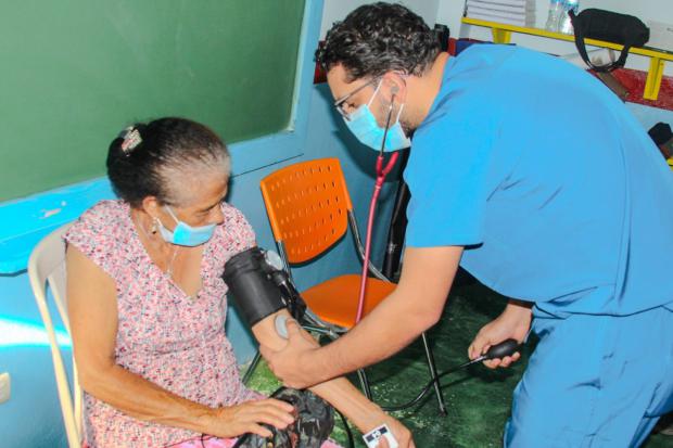 Operativo médico beneficia a más de 1500 personas en San José de las Matas