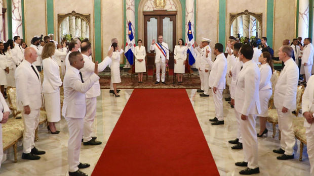 Presidente Abinader juramenta Gabinete de Gobierno para su segundo mandato.