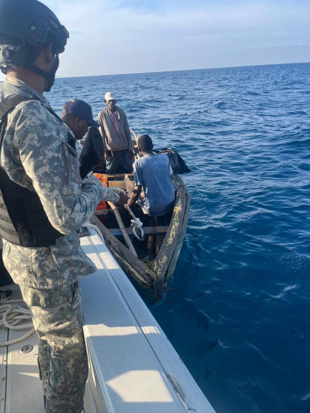La Armada de República Dominicana realiza exitoso operativo marítimo en Monte Cristi
