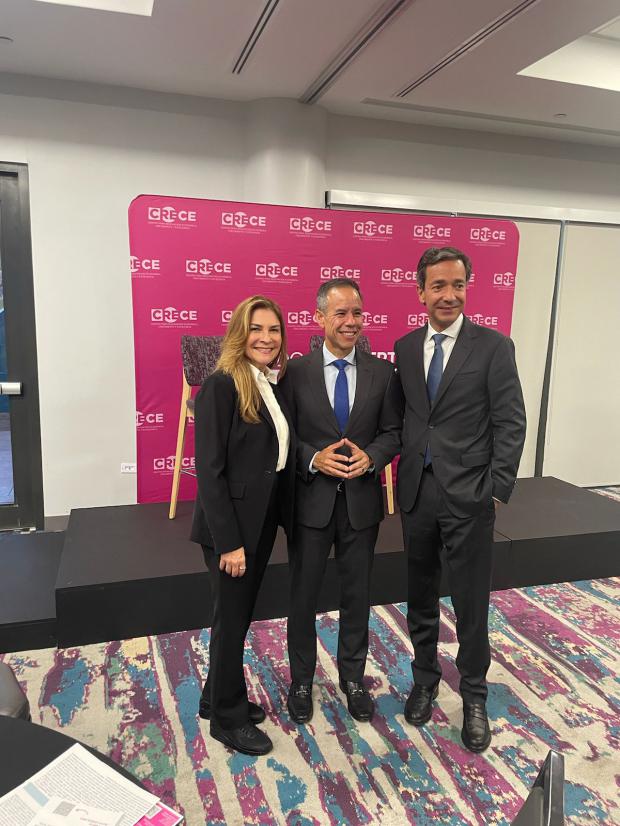 Alcaldesa Carolina Mejía participa en conversatorio sobre desarrollo de ciudades en Puerto Rico