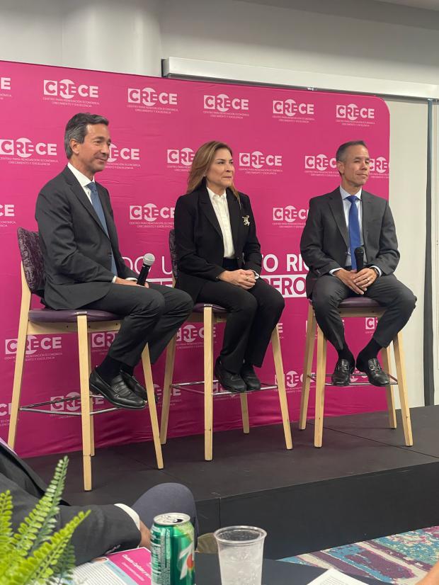 Alcaldesa Carolina Mejía participa en conversatorio sobre desarrollo de ciudades en Puerto Rico