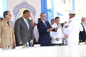 Presidente Abinader encabeza XLV graduación de cadetes de la Policía Nacional