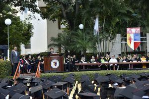 PUCMM celebra Nonagésima Séptima Ceremonia de Graduación