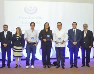 Fundación Innovati entrega premios a emprendedores