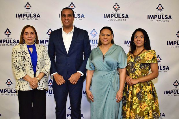 Catalina Castillo, Carlos Vargas, Priska Reyes y Helen Sepúlveda.