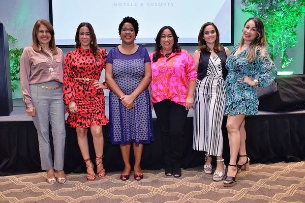 Yamira Taveras, Marilyn Ventura, Daniela Cruz. Susana Veras, Johanna Beltré y Heliana Medina.