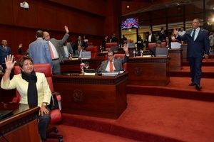 Diputados convierten en ley proyecto que crea el Colegio de Enfermería