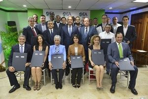 Empresas dominicanas reciben certificación OEA
 