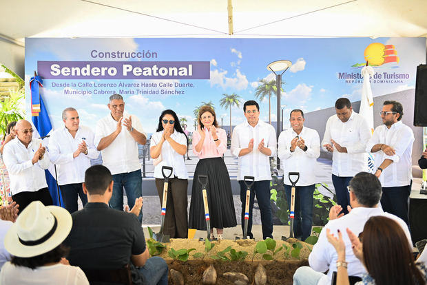  Fueron iniciados los trabajos de construcción de un Sendero Peatonal-