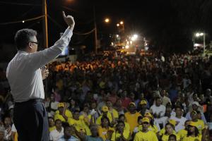 Carlos Peña renuncia del Gobierno de la Mañana y a la Z101 para dedicarse a Proyecto Presidencial