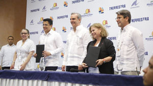 República Dominicana firma 4 acuerdos para recuperar el turismo canadiense