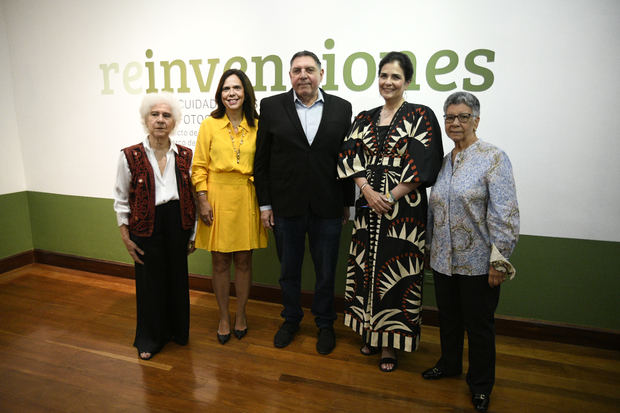 Myrna Guerrero, Maribel Bellapart, Gamal Michelen, María Amalia León y Mayra Johnson.