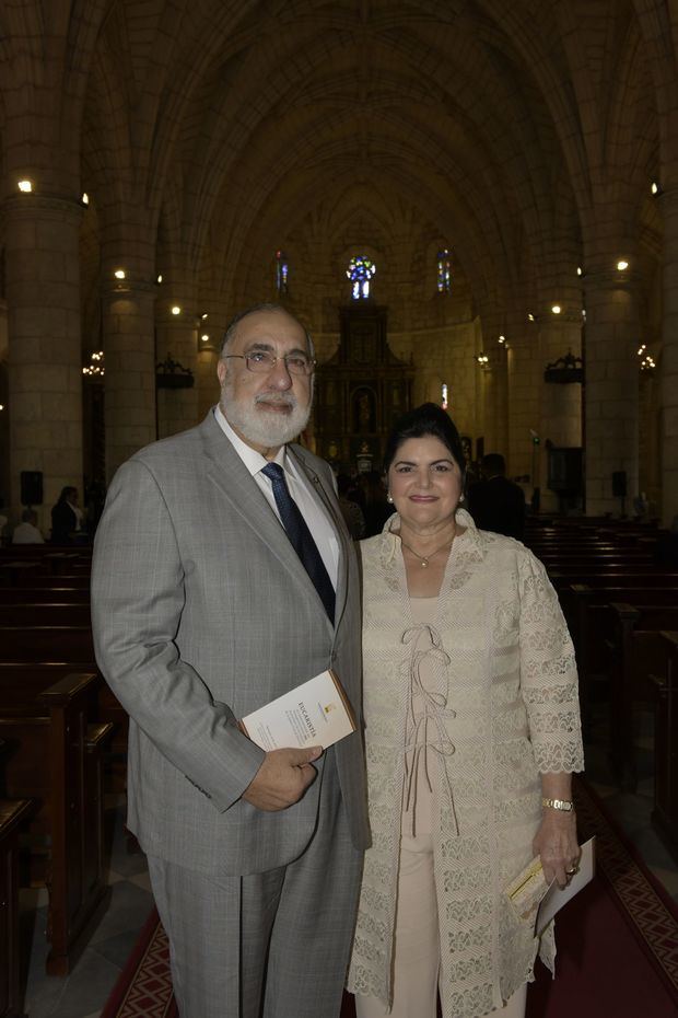 José Luis Rodríguez Bonetti y María Teresa de Rodríguez.