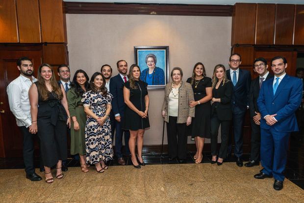 Familiares de la señora Noris Perelló Abreu.