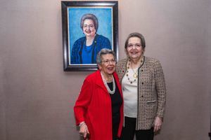 Las señoras Daisy Perelló Abreu y Noris Perelló Abreu.