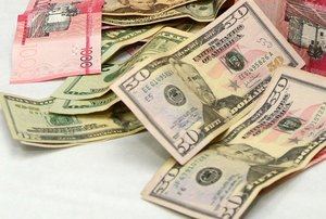 El peso se mantiene prácticamente invariable frente al dólar