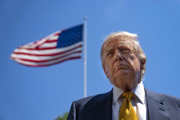 El presidente de los Estados Unidos, Donald Trump, antes de partir rumbo a China.