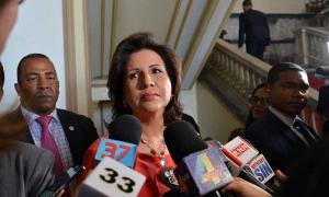 Vicepresidenta dice estar "bastante molesta" por sentencia caso Emely Peguero