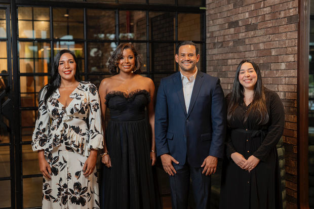 Rosa Mejía, Ruth Ocumarez, Darwin Ovalles y Angelina Martínez
