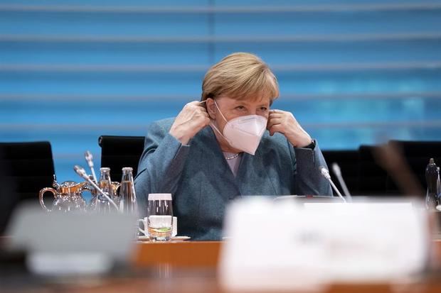 Merkel: habrá restricciones hasta que el 70 % sea inmune al SARS-CoV2