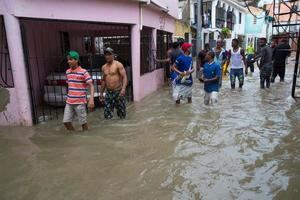 Sube a tres el número de muertos en República Dominicana por tormenta Laura