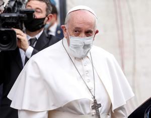 El papa Francisco pide defender la familia y el trabajo para jóvenes y mujeres