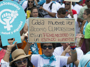 Católicos se manifiestan contra el aborto en República Dominicana
 