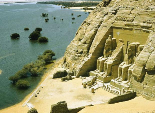 Templo faraónico de Abu Simbel