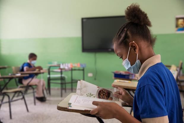 Unesco ve mejoras en la educación dominicana, que sigue por debajo de región