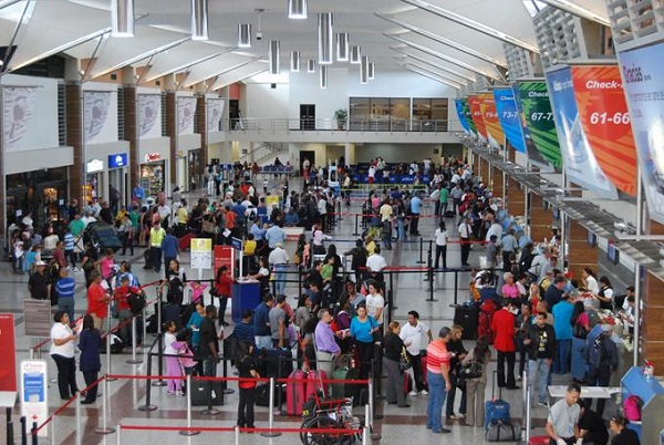 Pasajeros en aeropuertos