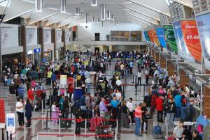 Flujo de pasajeros por aeropuertos dominicanos aumenta 4,44 % en 8 meses
