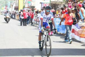 Selección de ciclismo RD en el Segundo lugar puntuación general