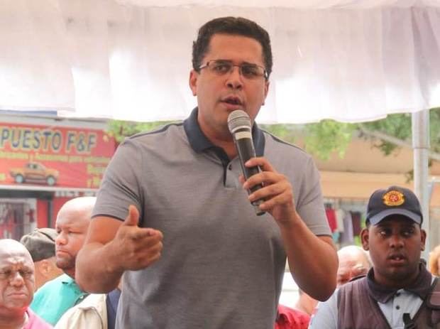 El alcalde del Distrito Nacional, David Collado.