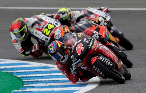 El piloto argentino Gabriel Rodrigo en los entrenamientos libres de la categoría de Moto3 del Gran Premio Red Bull de España, el pasado 30 de abril. 