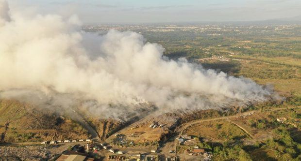 Incendio de Duquesa crea estrés en la población en plena crisis por COVID-19
