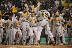 Águilas aplastan a Tigres y se coronan como los campeones