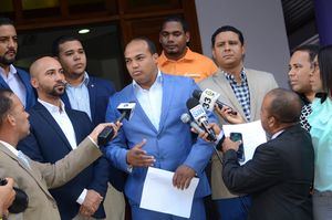 Alcaldes del PLD piden mayor participación de jóvenes en el partido