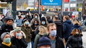 Alemania refuerza las restricciones ante la amenaza de la variante Ómicron