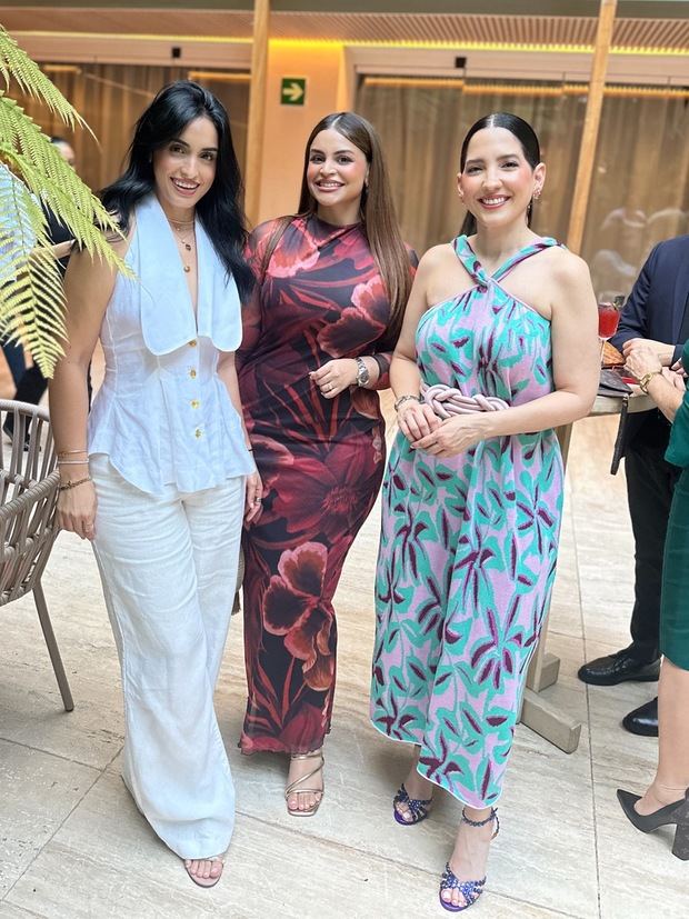 Ana Abreu, Anamia Abreu y Mayi Suárez