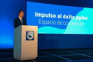 En la apertura del evento, el vicepresidente ejecutivo de Negocios Personales y
Sucursales del Popular, señor Francisco Ramírez, explicó que esta propuesta de valor para las
pymes busca ir más allá del financiamiento tradicional.