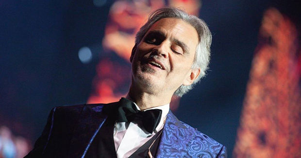 El tenor italiano Andrea Bocelli elevará este domingo de Pascua una «plegaria» musical desde la Catedral de Milán.