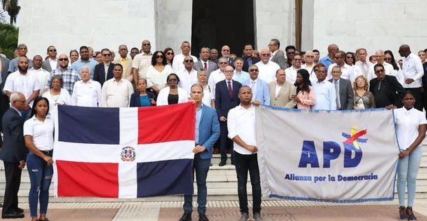 APD, Día del Trabajo.