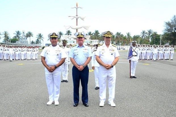 La armada de República Dominicana recibió“ la visita del contralmirante Brendan McPherson.