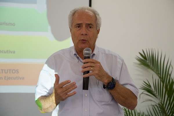 Virgilio Pérez Bernal 