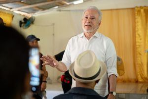 Senador Antonio Taveras exige todos los culpables de Senasa vayan a prisión