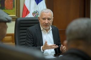 Senador Antonio Taveras Guzmán exige justicia y sanciones tras tragedia de Jet Set