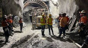 El rescate de dos mineros en República Dominicana tardará semanas.